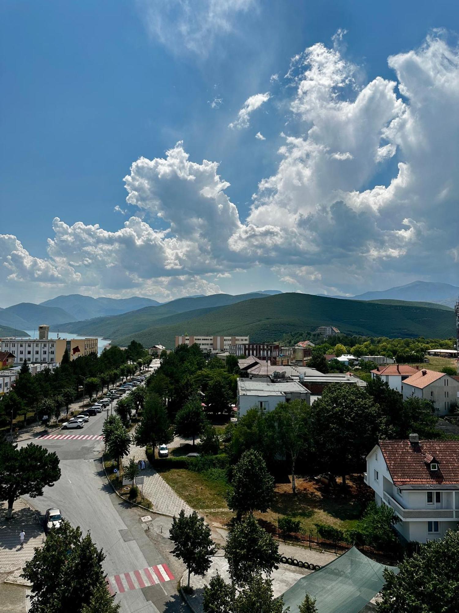 Hotel Sky View & Restaurant *